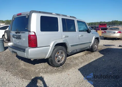 2008 Jeep Commander Sport z USA, uszkodzony, nr VIN 1J8HG48N28C127535